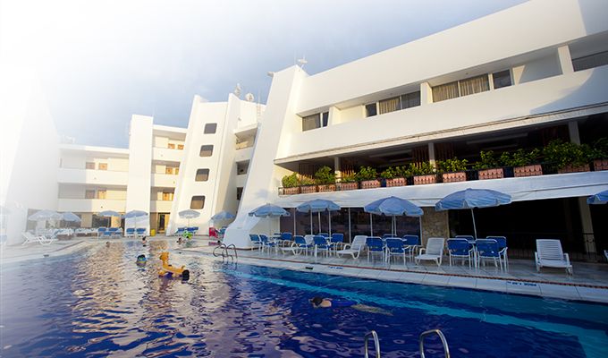 Hotel Almirante